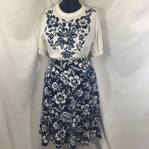 Vintage 90’s Shirt & Skirt Floral Outfit M L